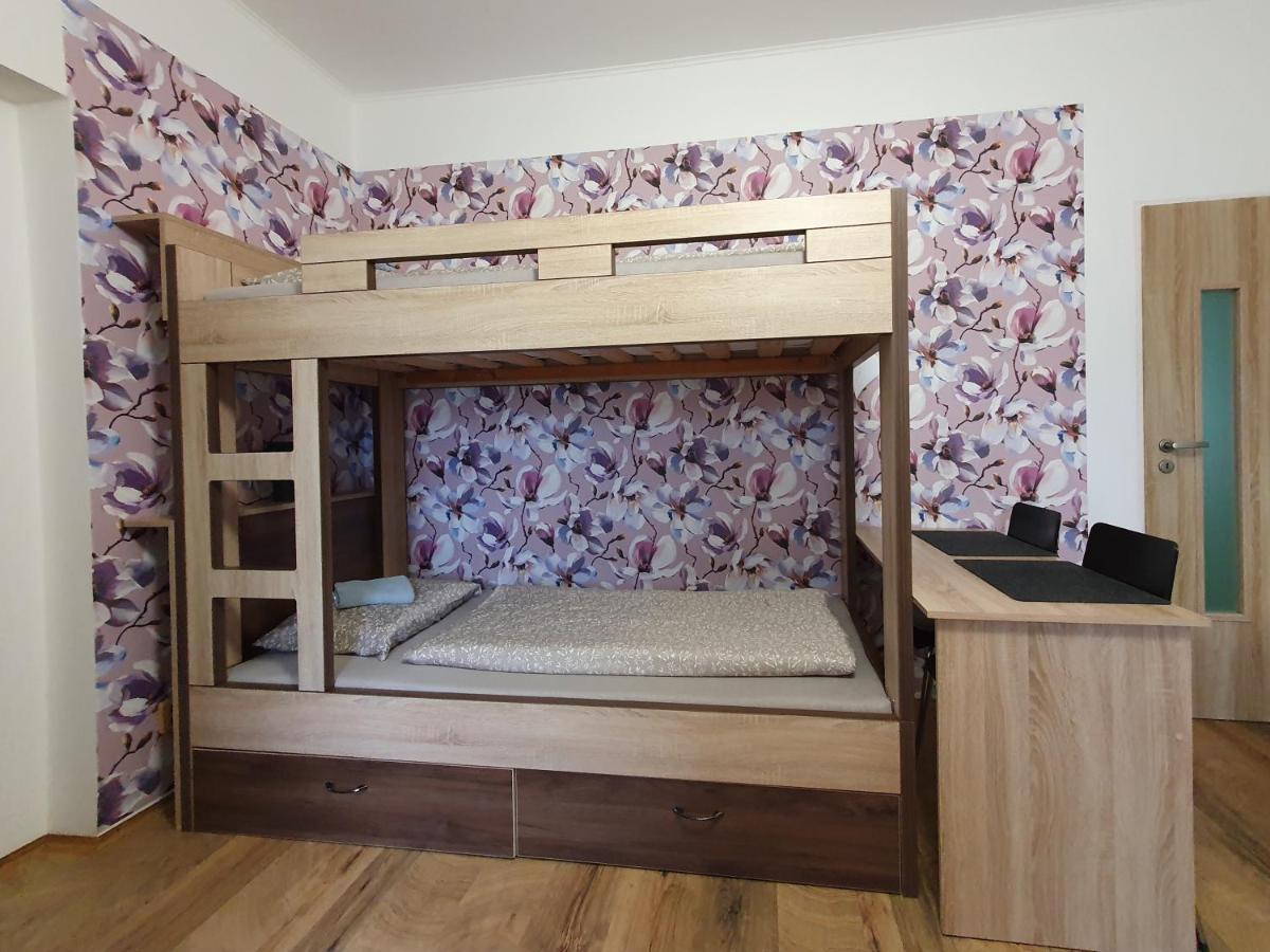 Apartmán U Jakuba Dvůr Králové nad Labem Esterno foto