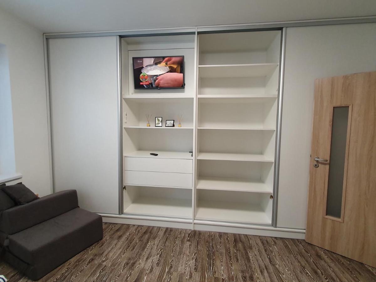 Apartmán U Jakuba Dvůr Králové nad Labem Esterno foto