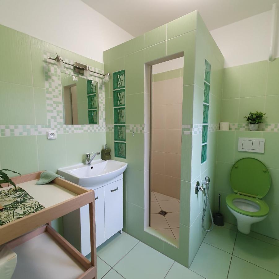 Apartmán U Jakuba Dvůr Králové nad Labem Esterno foto